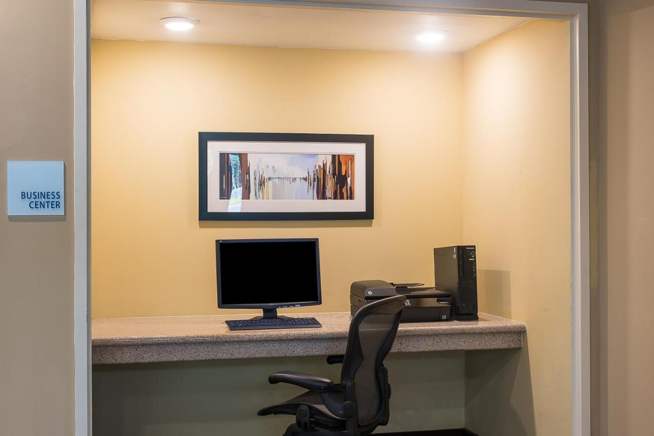 Holiday Inn Express Princeton Southeast By Ihg Plainsboro Экстерьер фото