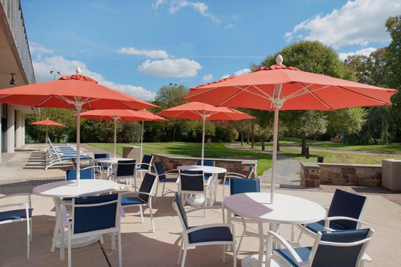Holiday Inn Express Princeton Southeast By Ihg Plainsboro Экстерьер фото