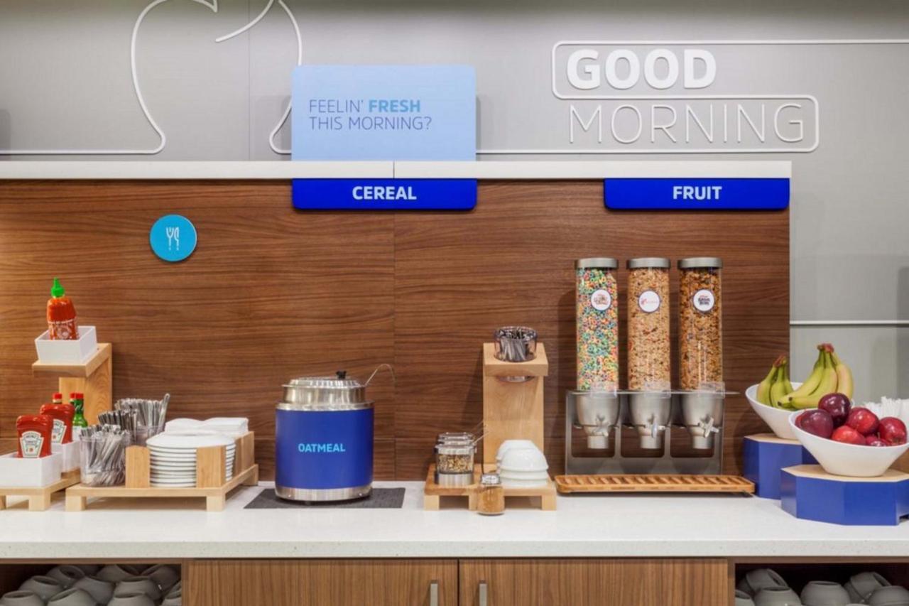 Holiday Inn Express Princeton Southeast By Ihg Plainsboro Экстерьер фото